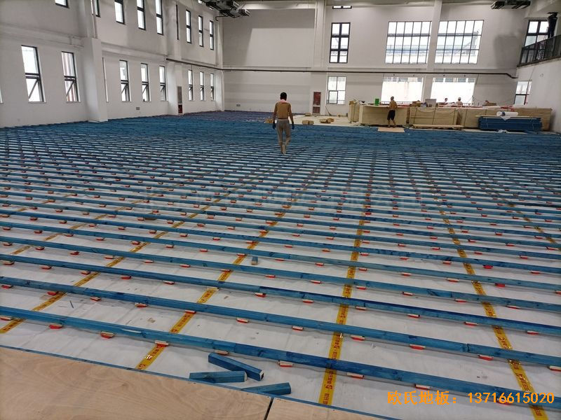 江蘇宿遷運河路學(xué)校體育木地板施工案例