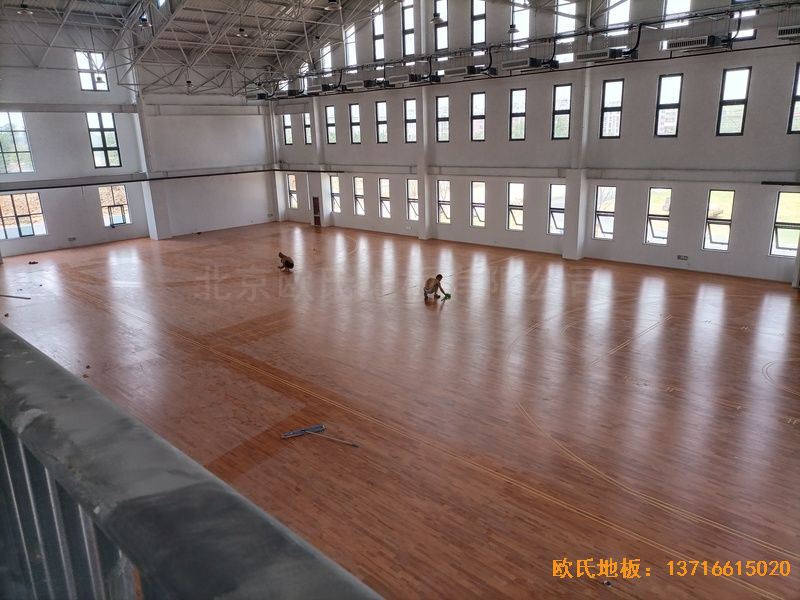 江蘇宿遷運河路學(xué)校體育木地板施工案例