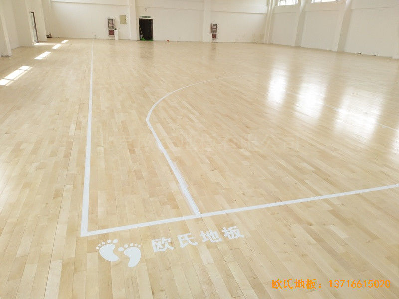 南京浦口黨?；@球館體育地板施工案例3