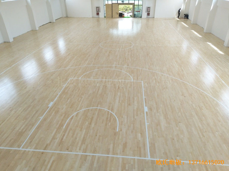 南京浦口黨?；@球館體育地板施工案例5