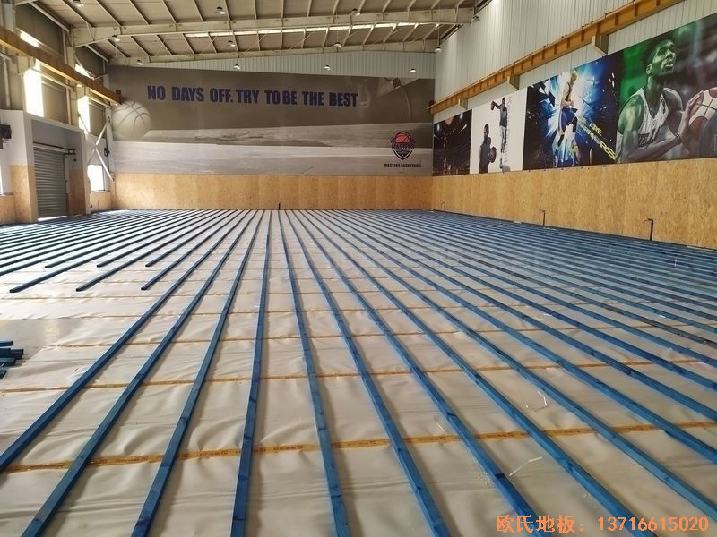 江蘇昆山市博瑞祥汽車一站服務(wù)運(yùn)動地板施工案例
